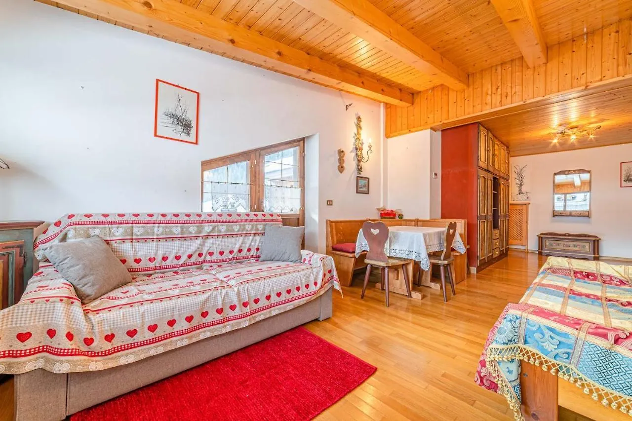 Appartamento Paola Rocca Pietore Apartmán